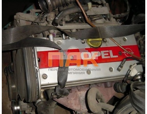 Двигатель на Opel 1.8 фото